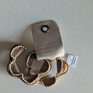 Elegant Gold and Cream Beaded Earrings